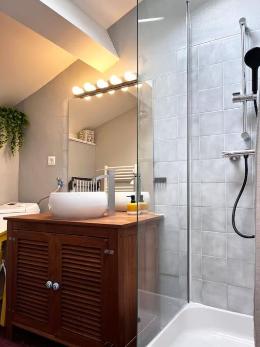 Cosy Provencal Apartment Belgentier Ngoại thất bức ảnh