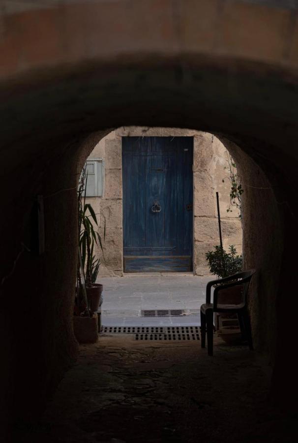 Cosy Provencal Apartment Belgentier Ngoại thất bức ảnh